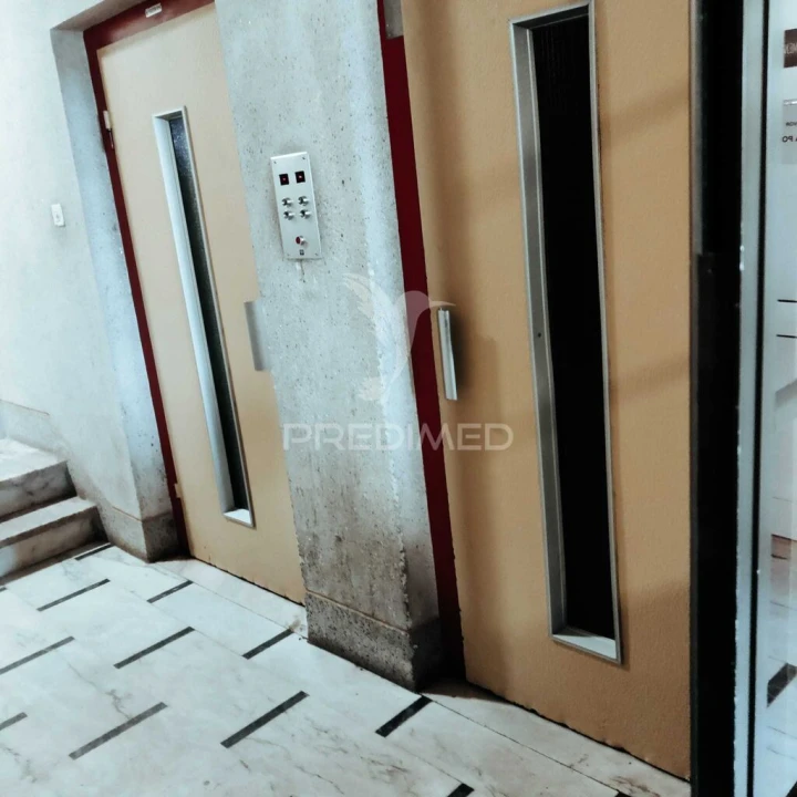 Apartamento T3 para Venda em Odivelas Foto 10