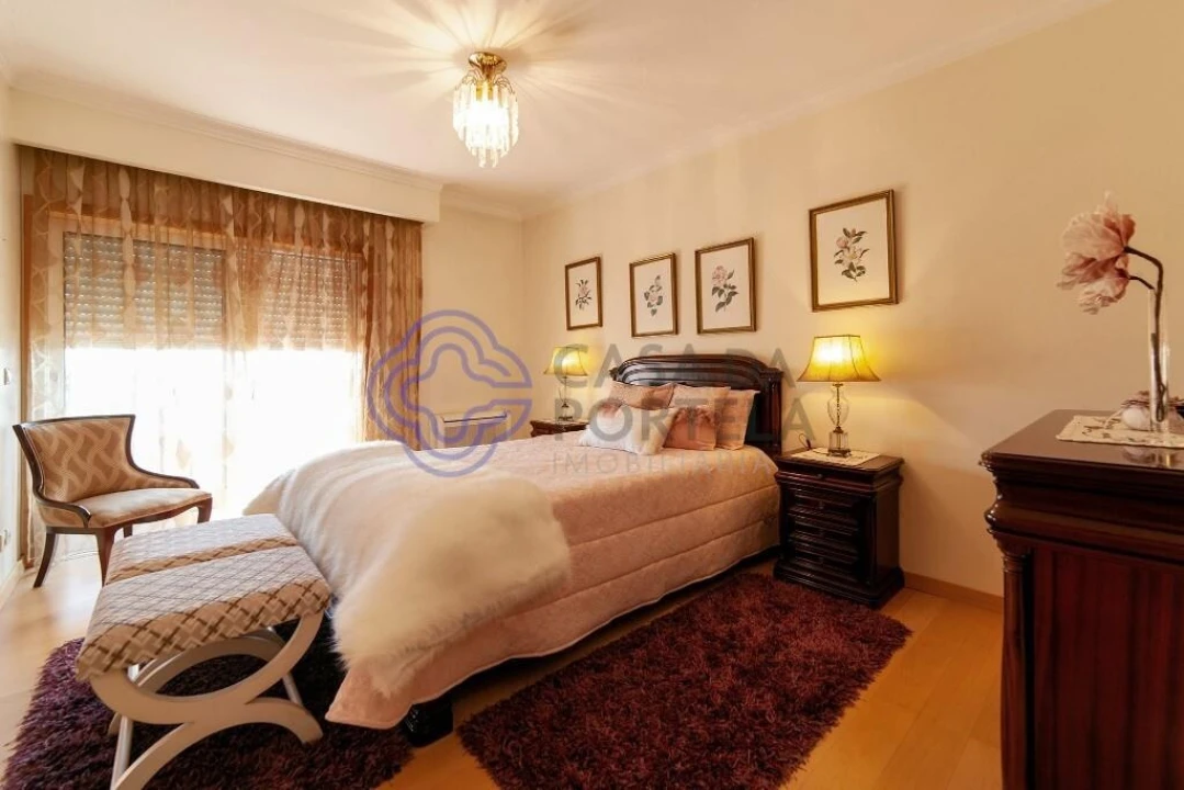 Moradia T4 para Venda em Valongo Foto 2