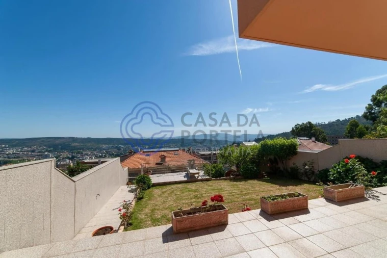 Moradia T4 para Venda em Valongo Foto 15