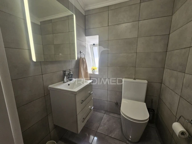 Moradia T6 para Venda em Santa Barbara de Padrões Foto 16