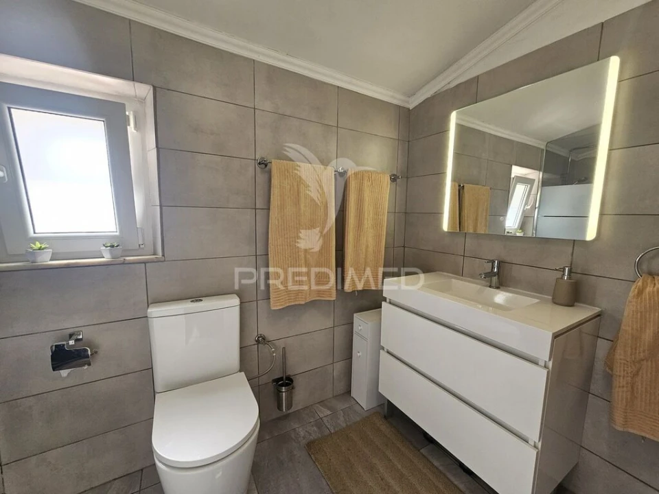 Moradia T6 para Venda em Santa Barbara de Padrões Foto 11