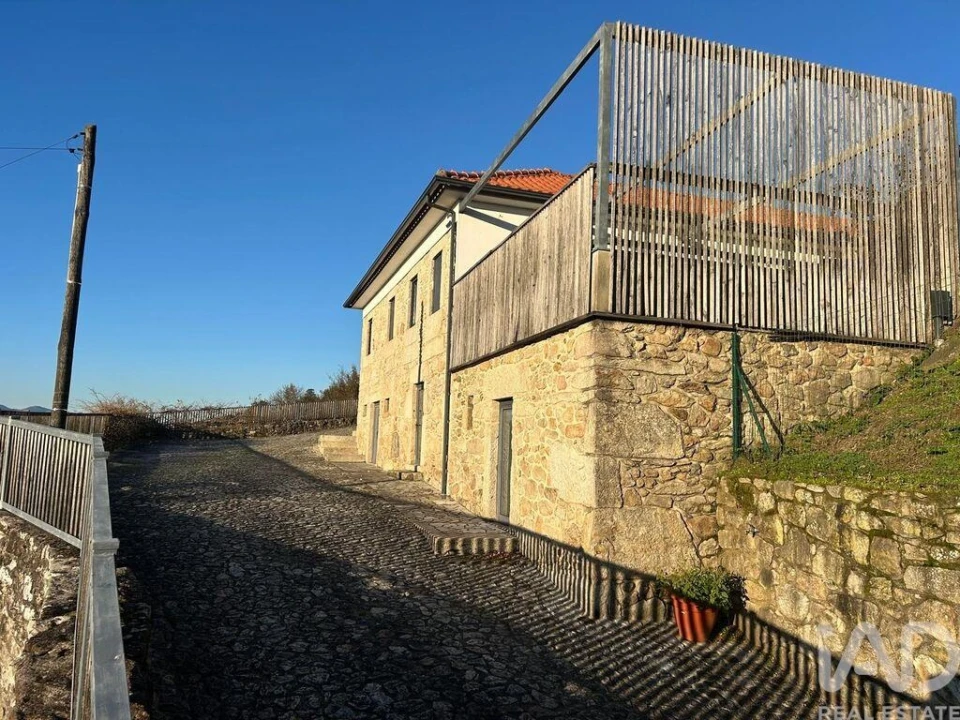 Moradia T4 para Arrendamento em Gandra e Taião Foto 5