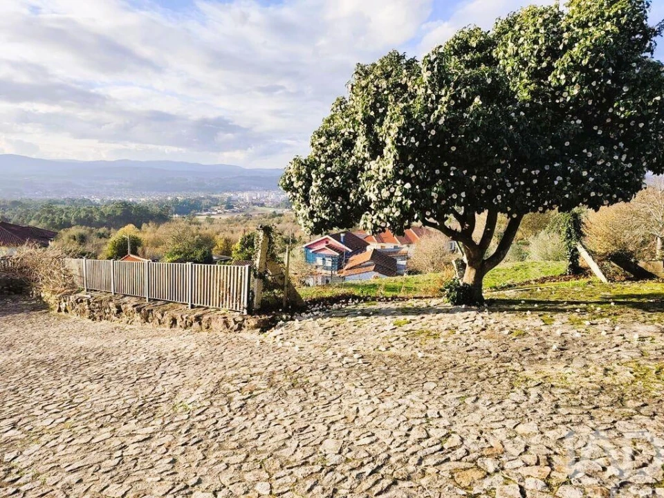 Moradia T4 para Arrendamento em Gandra e Taião Foto 7