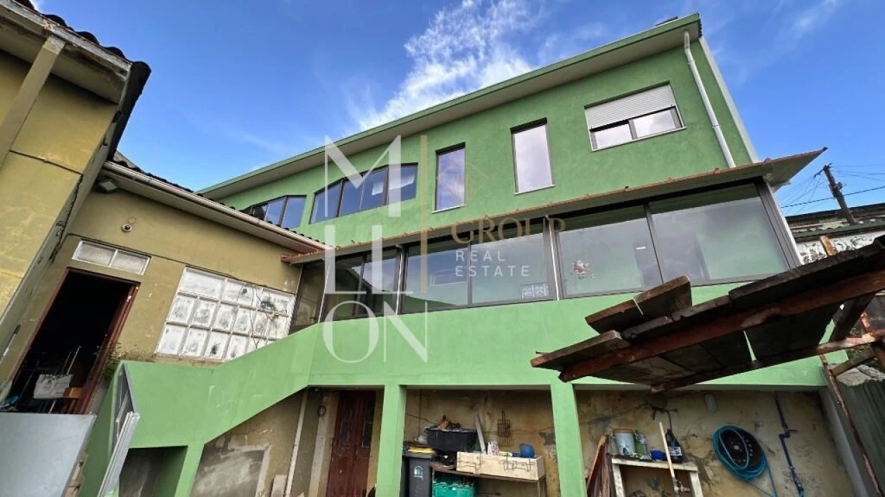 Moradia T4 para Venda em Avintes Foto 3