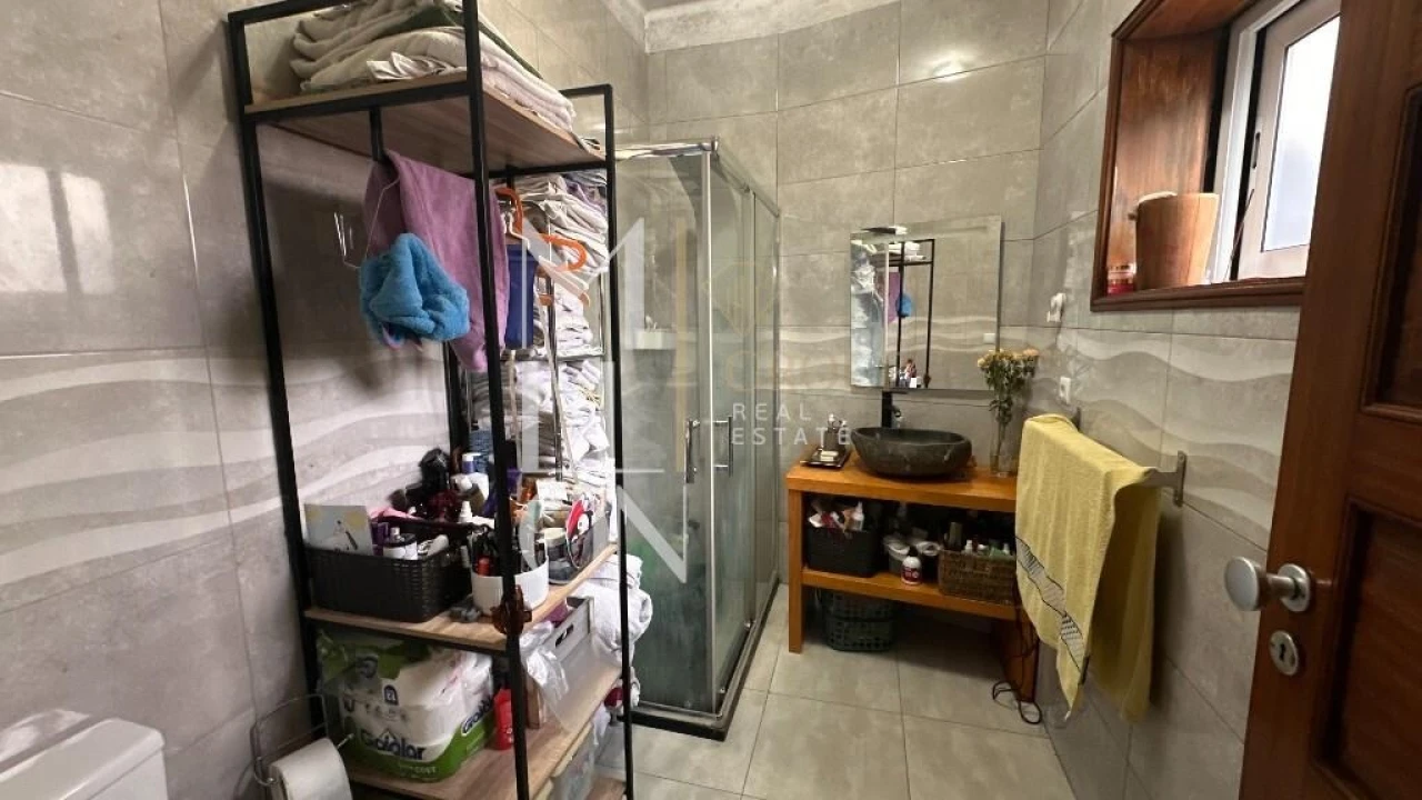 Moradia T4 para Venda em Avintes Foto 17