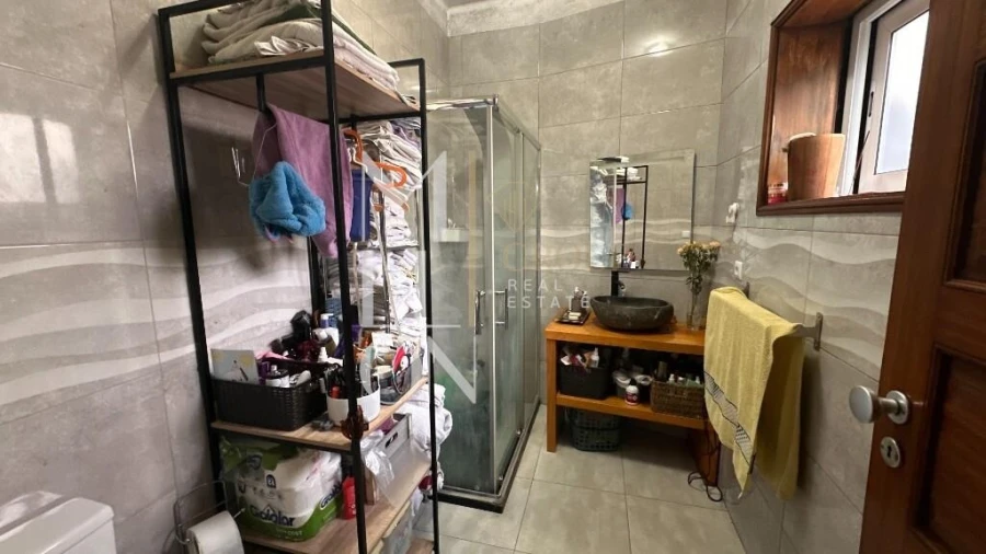 Moradia T4 para Venda em Avintes Foto 17