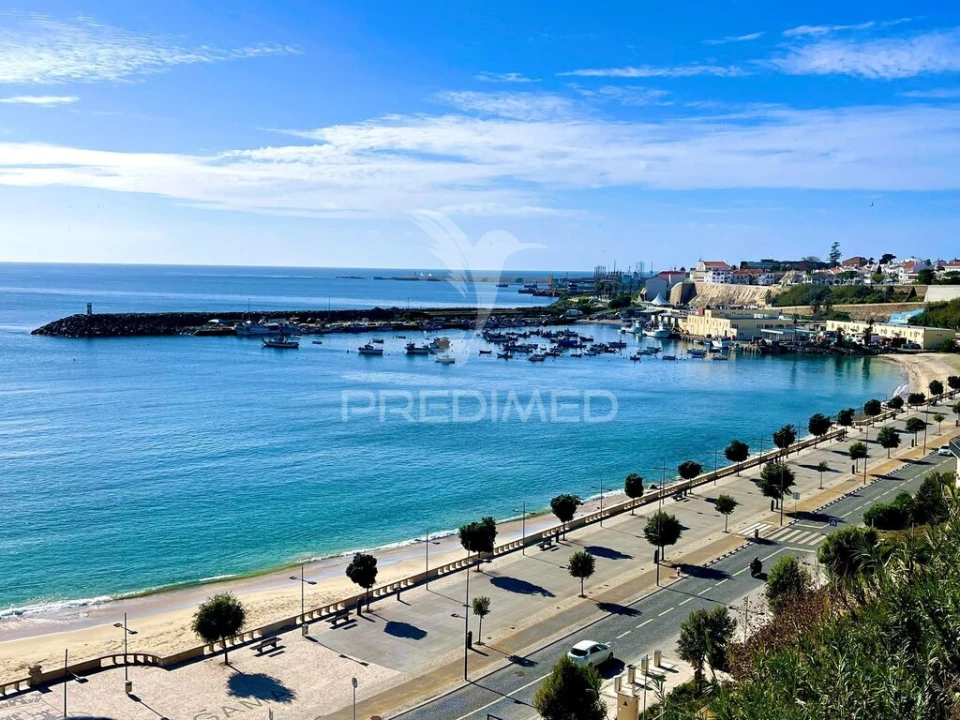 Apartamento T3 para Venda em Sines Foto 13