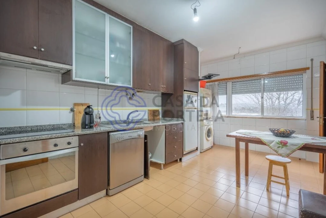 Apartamento T2 para Venda em Gondifelos, Cavalões e Outiz Foto 14