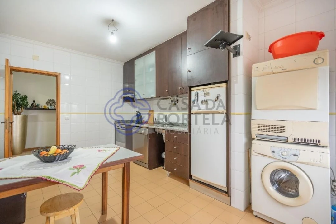 Apartamento T2 para Venda em Gondifelos, Cavalões e Outiz Foto 15