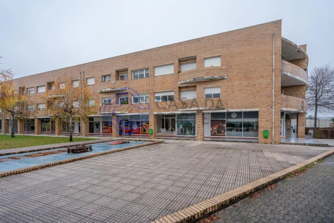 Apartamento T2 para Venda em Gondifelos, Cavalões e Outiz Foto 18