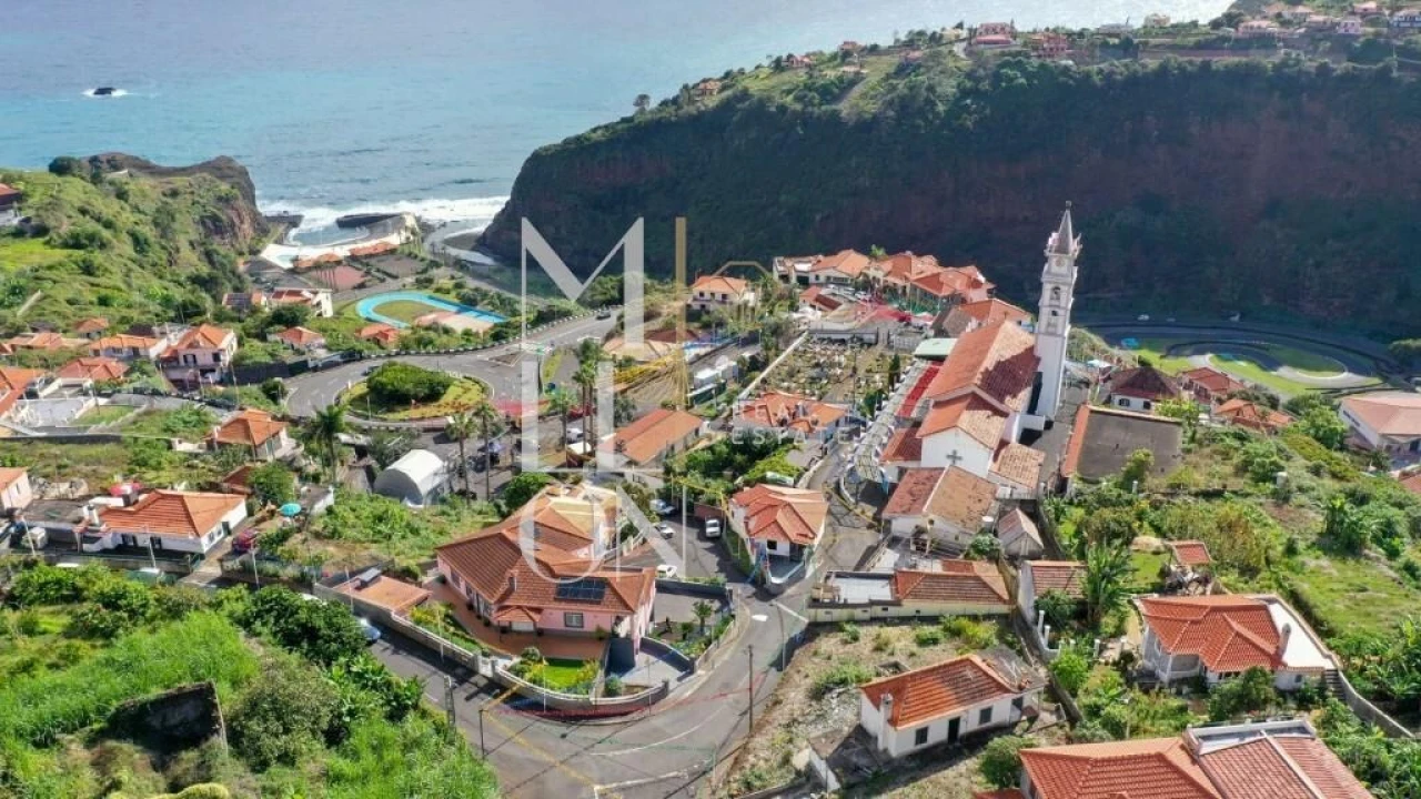 Terreno para Venda em São Roque do Faial Foto 7