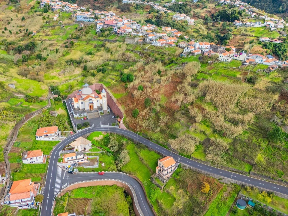 Terreno para Venda em Arco da Calheta Foto 25