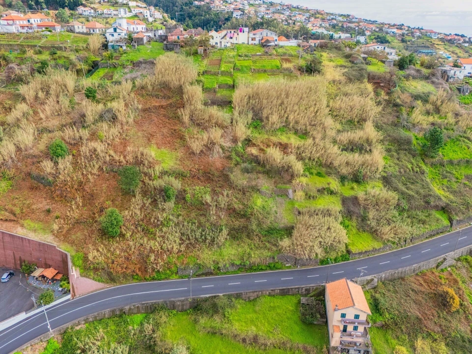 Terreno para Venda em Arco da Calheta Foto 13