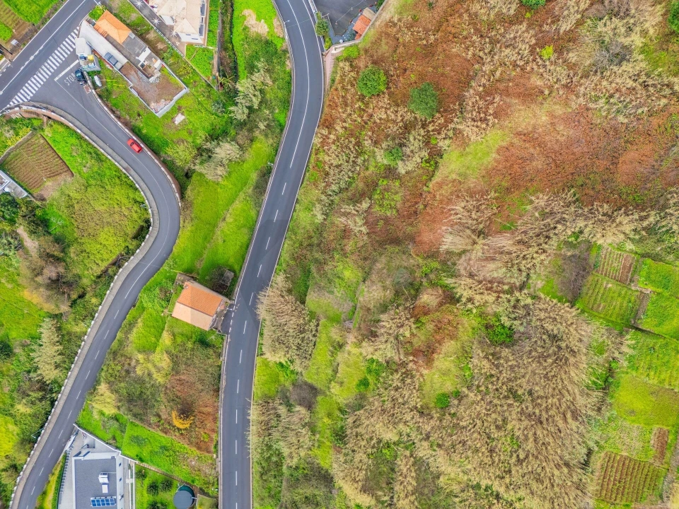 Terreno para Venda em Arco da Calheta Foto 11