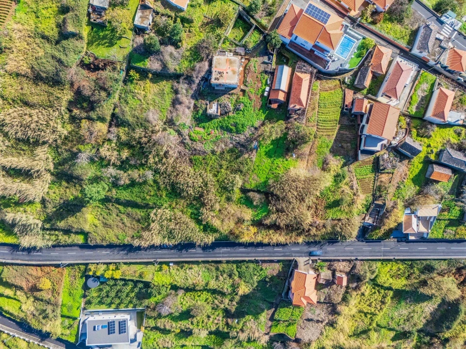 Terreno para Venda em Arco da Calheta Foto 5