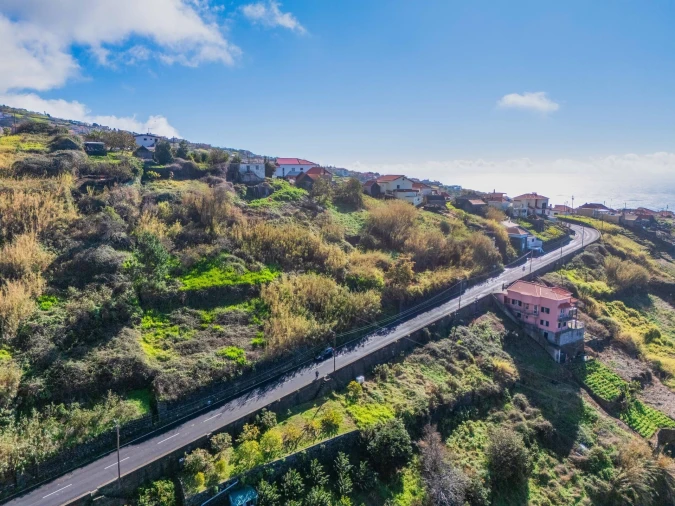 Terreno para Venda em Arco da Calheta Foto 10