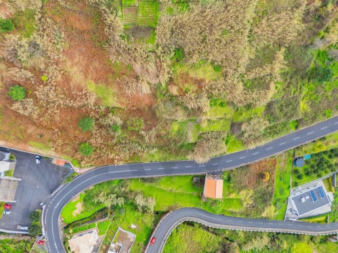 Terreno para Venda em Arco da Calheta Foto 12