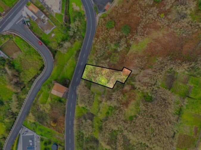 Terreno para Venda em Arco da Calheta Foto 6