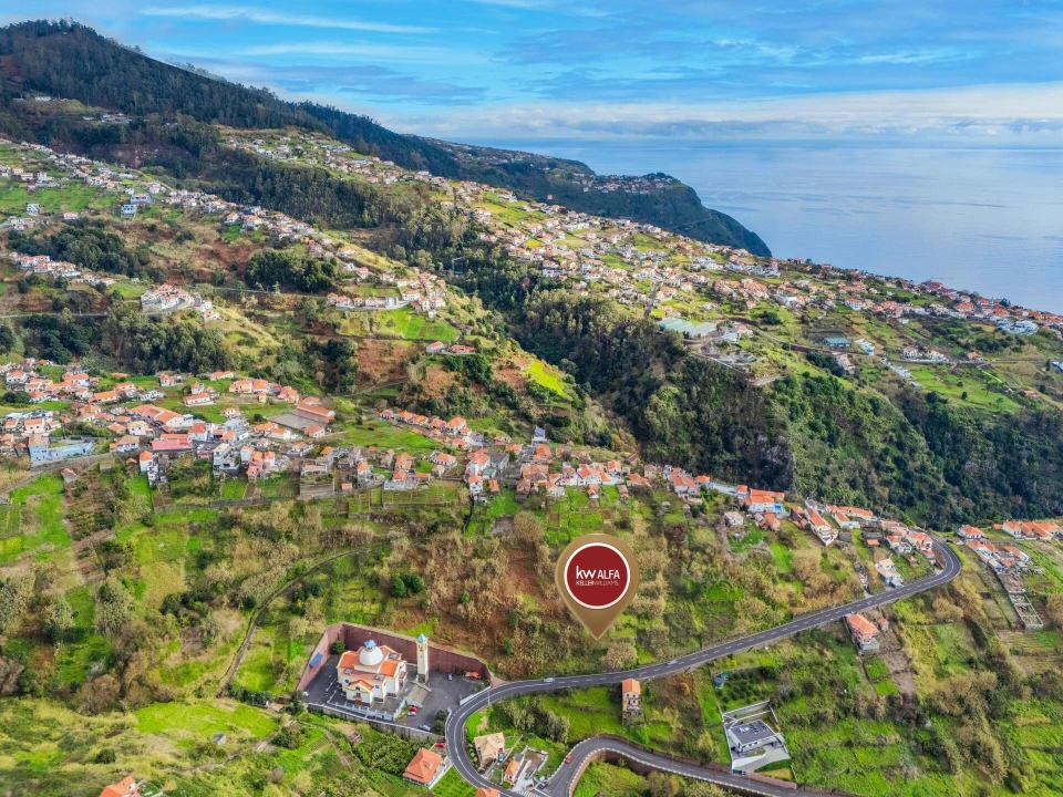 Terreno para Venda em Arco da Calheta Foto 30