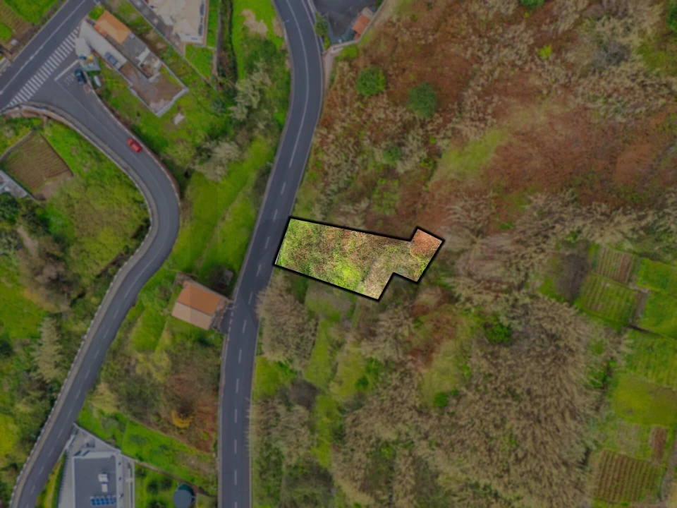 Terreno para Venda em Arco da Calheta Foto 6