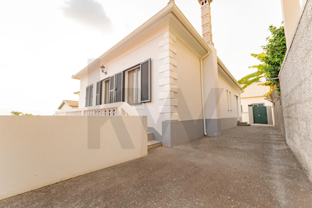 Moradia T4 para Venda em Funchal (Santa Maria Maior) Foto 48