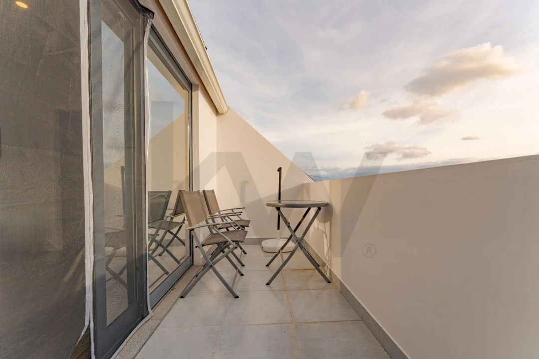 Moradia T4 para Venda em Funchal (Santa Maria Maior) Foto 33