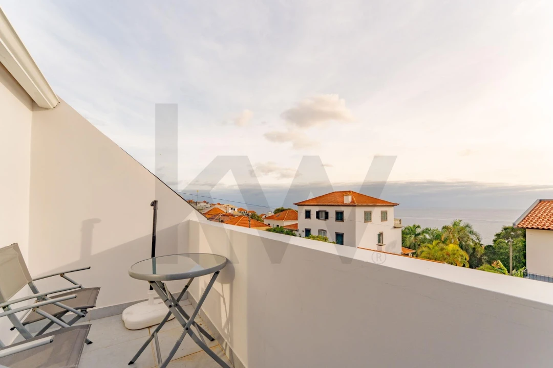 Moradia T4 para Venda em Funchal (Santa Maria Maior) Foto 32