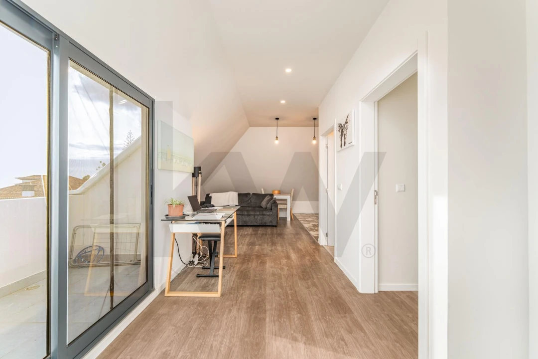 Moradia T4 para Venda em Funchal (Santa Maria Maior) Foto 31