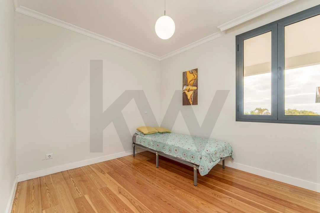 Moradia T4 para Venda em Funchal (Santa Maria Maior) Foto 23