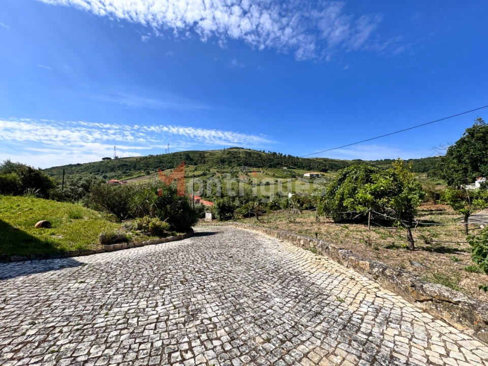 Moradia T5 para Venda em Alhandra, São João dos Montes e Calhandriz Foto 2