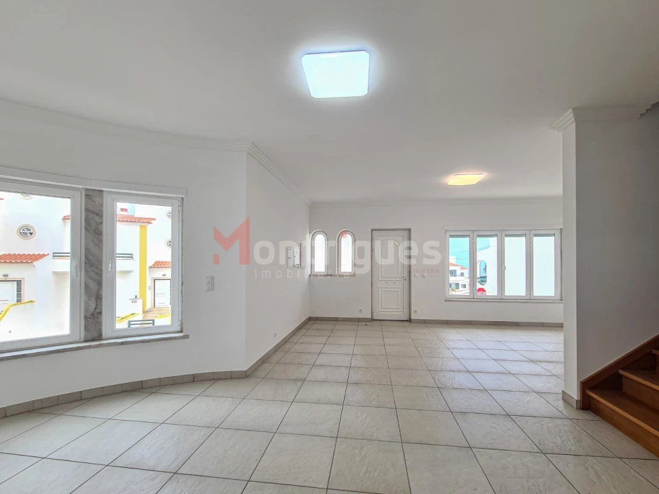 Moradia T3 para Venda em Ericeira Foto 9