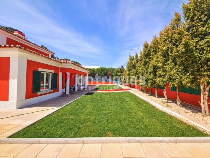 Moradia T4 para Venda em Santa Maria e São Miguel, São Martinho, São Pedro Penaferrim Foto 7