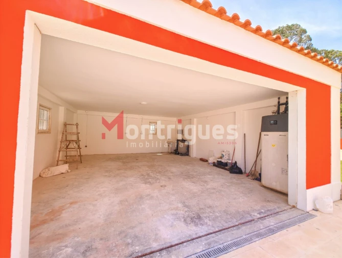 Moradia T4 para Venda em Santa Maria e São Miguel, São Martinho, São Pedro Penaferrim Foto 9