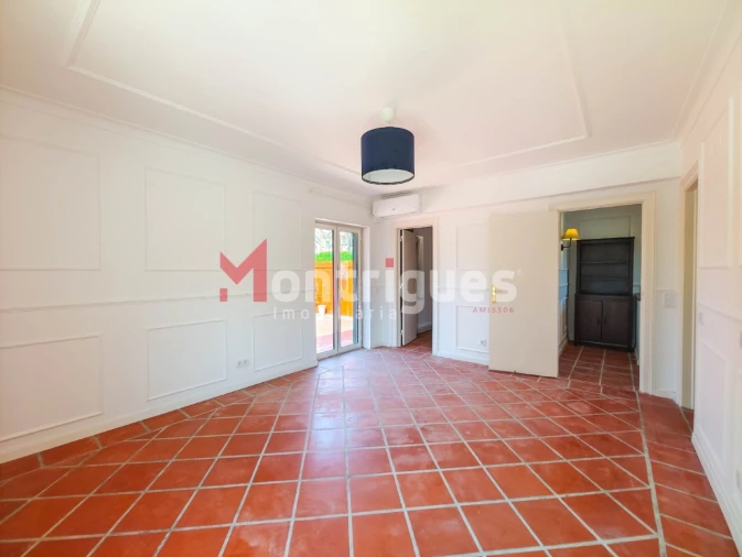 Moradia T4 para Venda em Santa Maria e São Miguel, São Martinho, São Pedro Penaferrim Foto 36