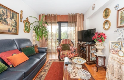Apartamento T2 para Venda em Olivais