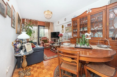 Apartamento T2 para Venda em Olivais