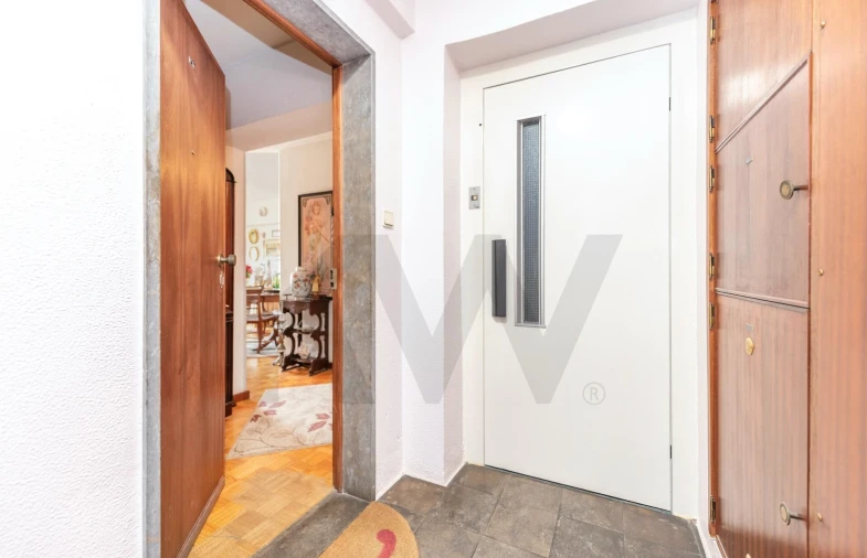 Apartamento T2 para Venda em Olivais Foto 7