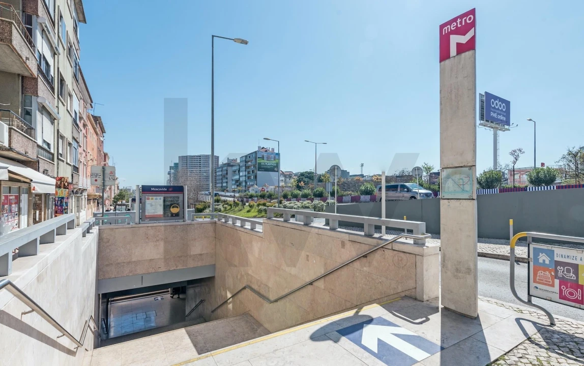 Apartamento T2 para Venda em Olivais Foto 22