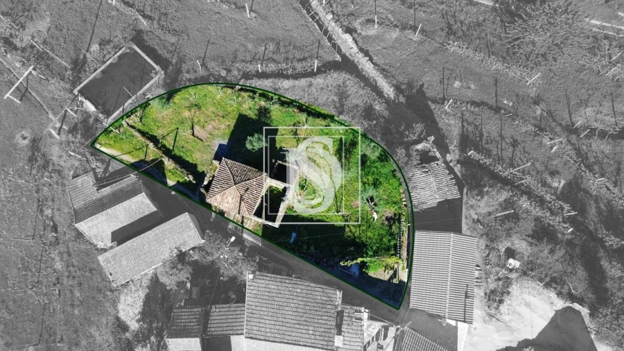 Moradia T2 para Venda em Jazente Foto 2