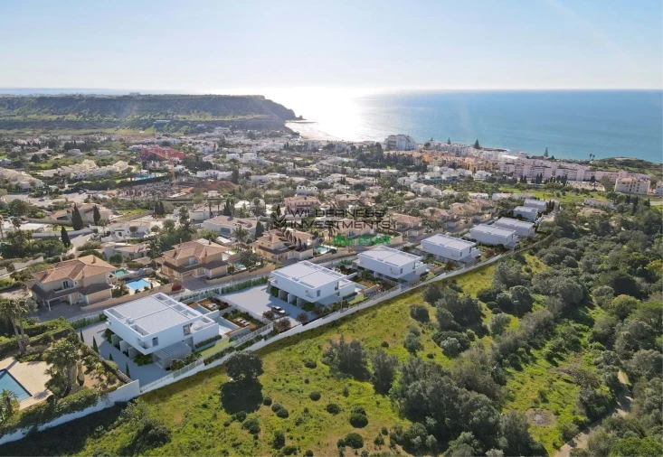 Moradia T3 para Venda em Luz Foto 18