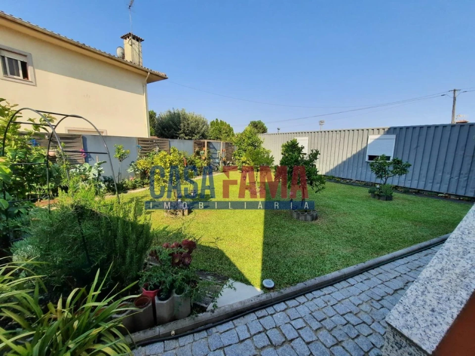 Negócio para Venda em Areias, Sequeirô, Lama e Palmeira Foto 5