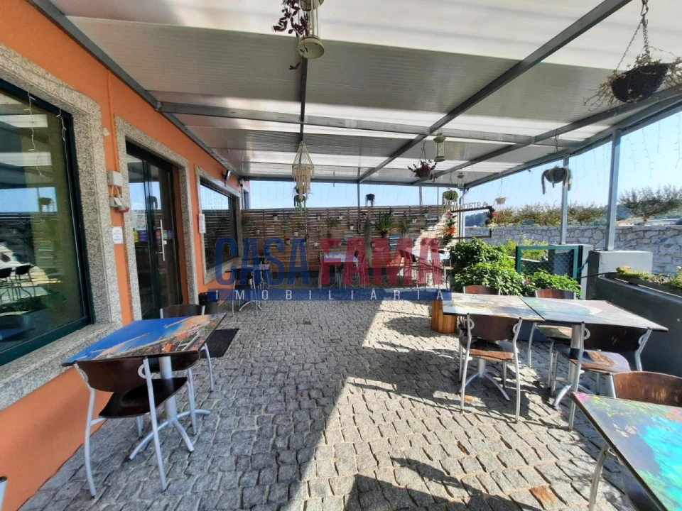 Negócio para Venda em Areias, Sequeirô, Lama e Palmeira Foto 9