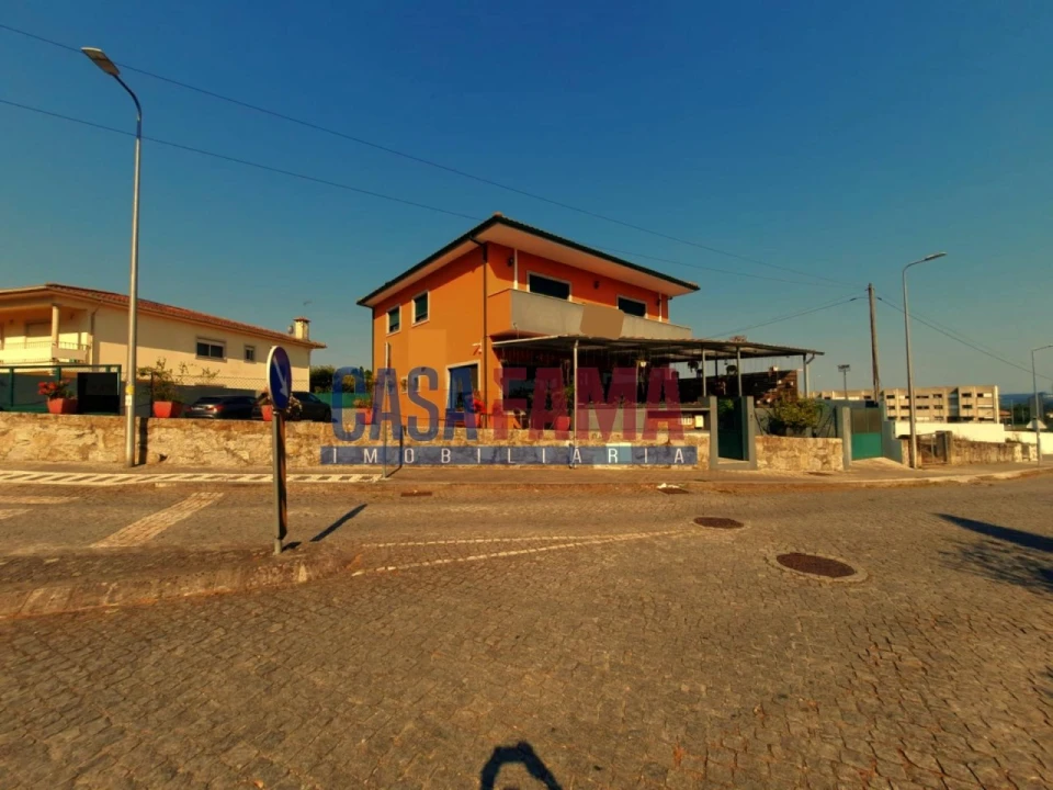 Negócio para Venda em Areias, Sequeirô, Lama e Palmeira Foto 16