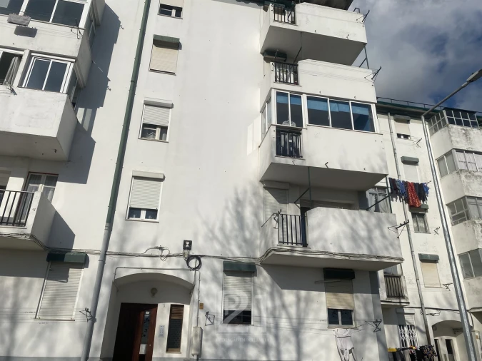 Apartamento T2 para Venda em Massamá e Monte Abraão Foto 28