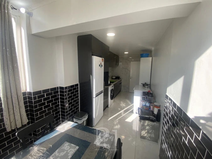 Apartamento T2 para Venda em Massamá e Monte Abraão Foto 22