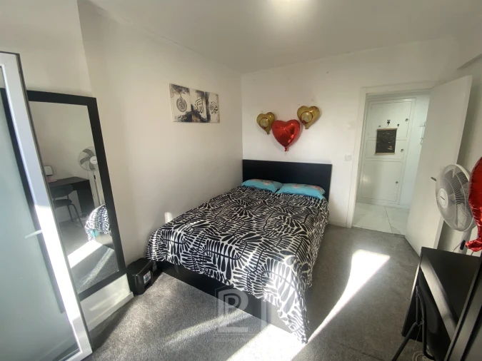 Apartamento T2 para Venda em Massamá e Monte Abraão Foto 13