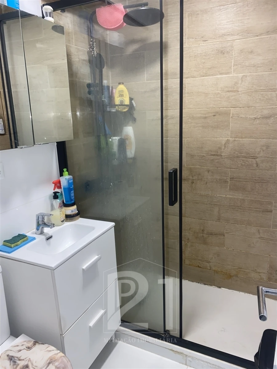 Apartamento T2 para Venda em Massamá e Monte Abraão Foto 7