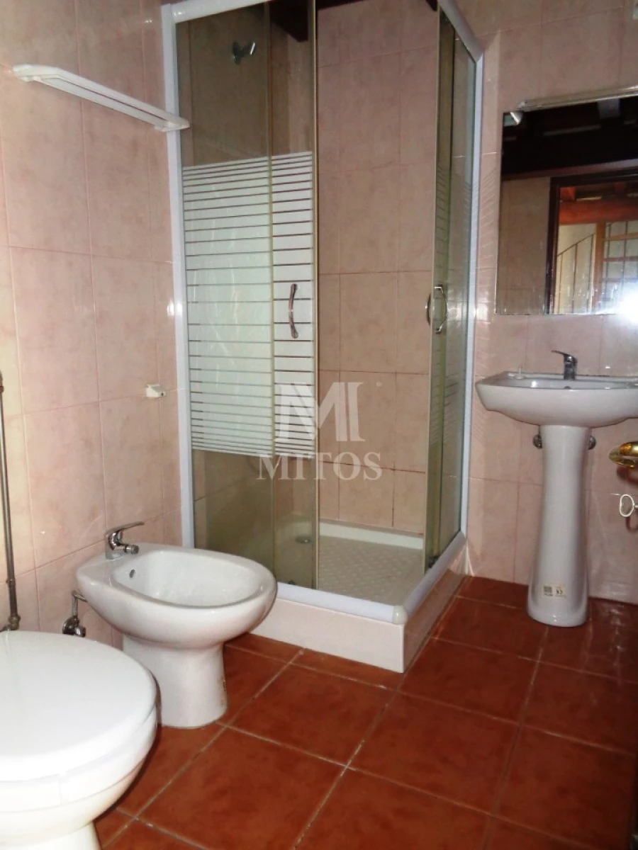 Moradia T2 para Arrendamento em Cardielos e Serreleis Foto 10