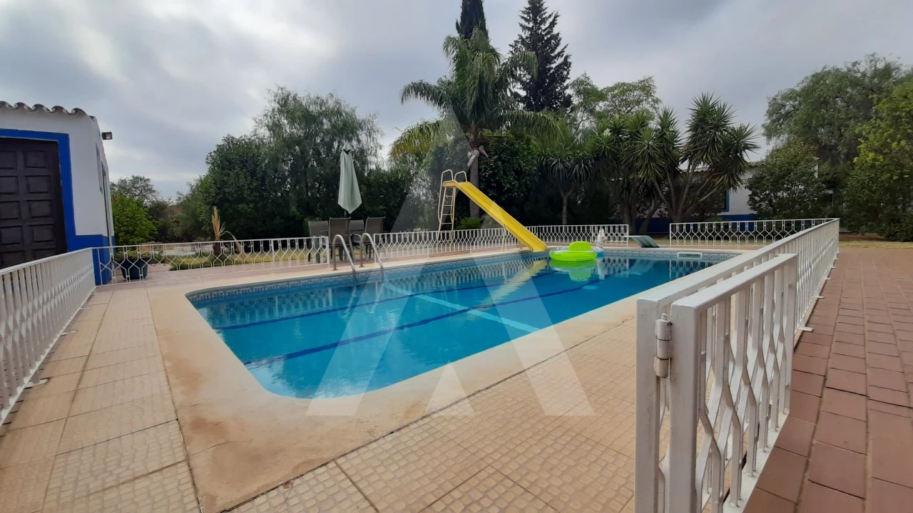 Moradia T5 para Venda em São Brás de Alportel Foto 3