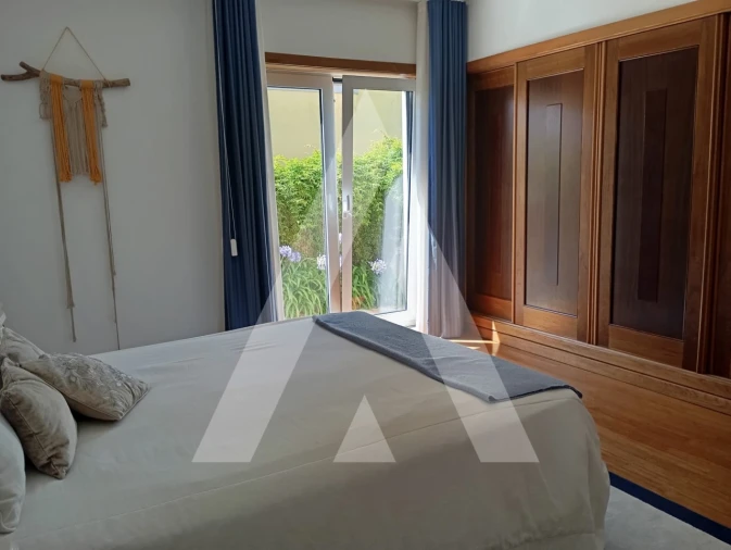 Moradia T6 para Venda em Palhaça Foto 17